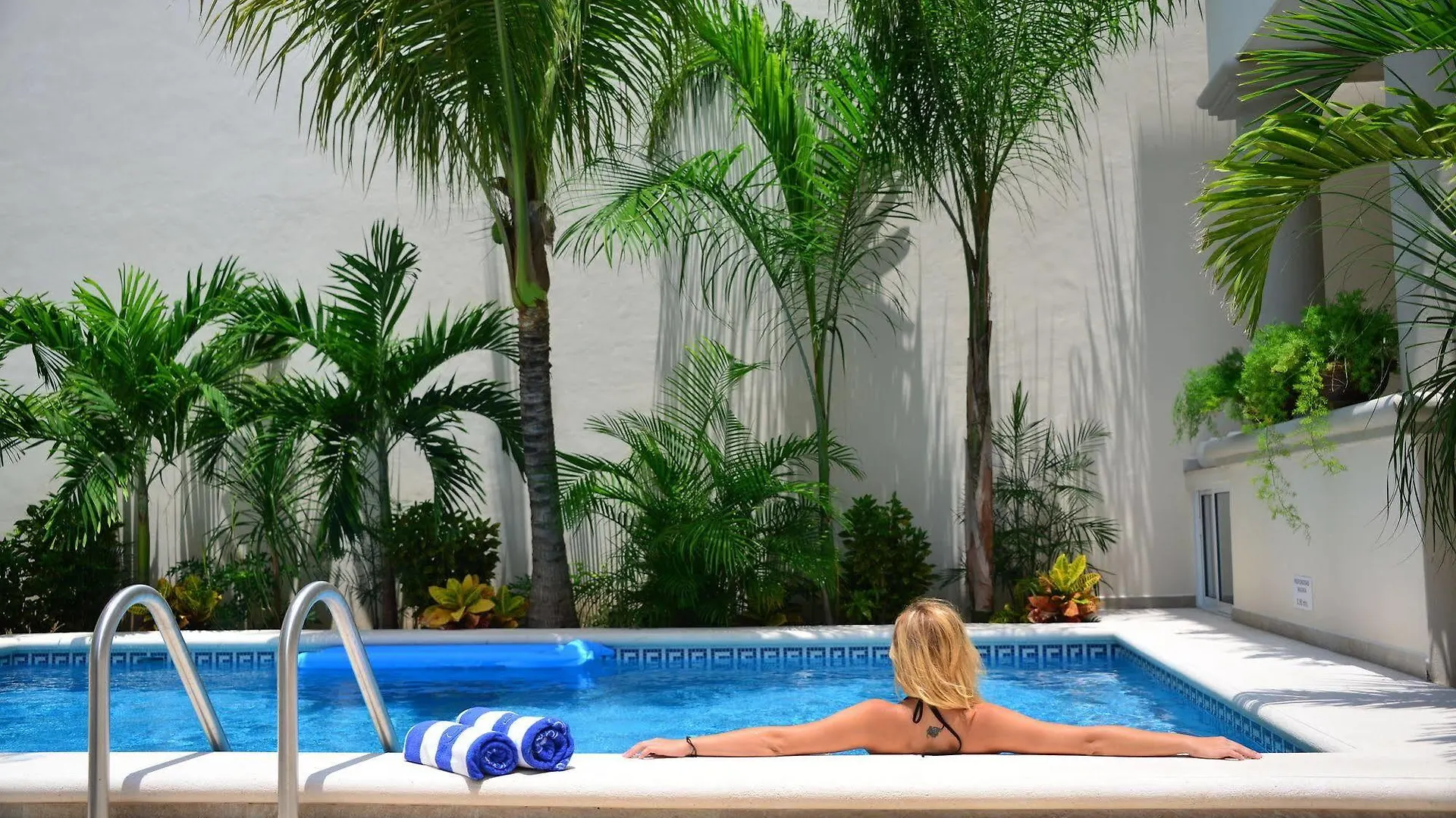 Apartment Palms Tulum Condo